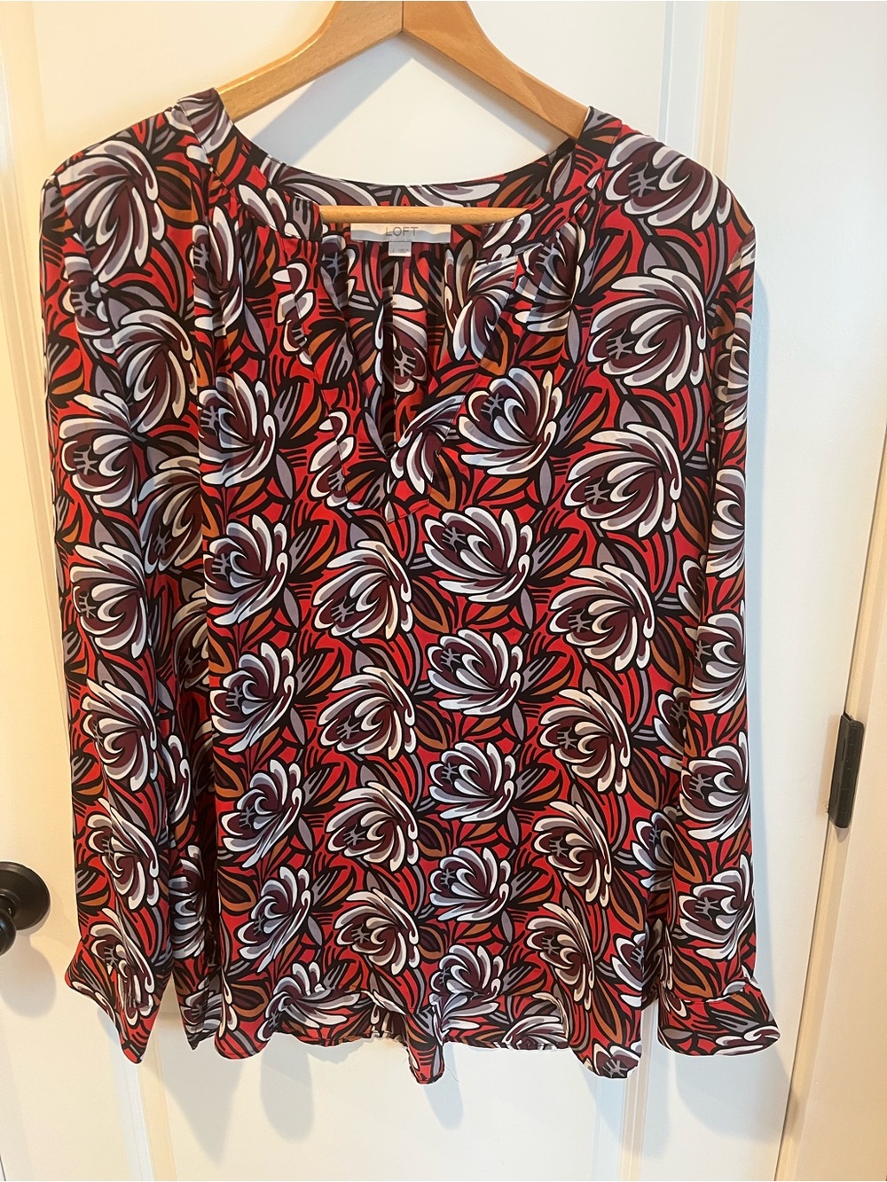 LOFT Red Floral Print V-Neck Long Sleeve Blouse